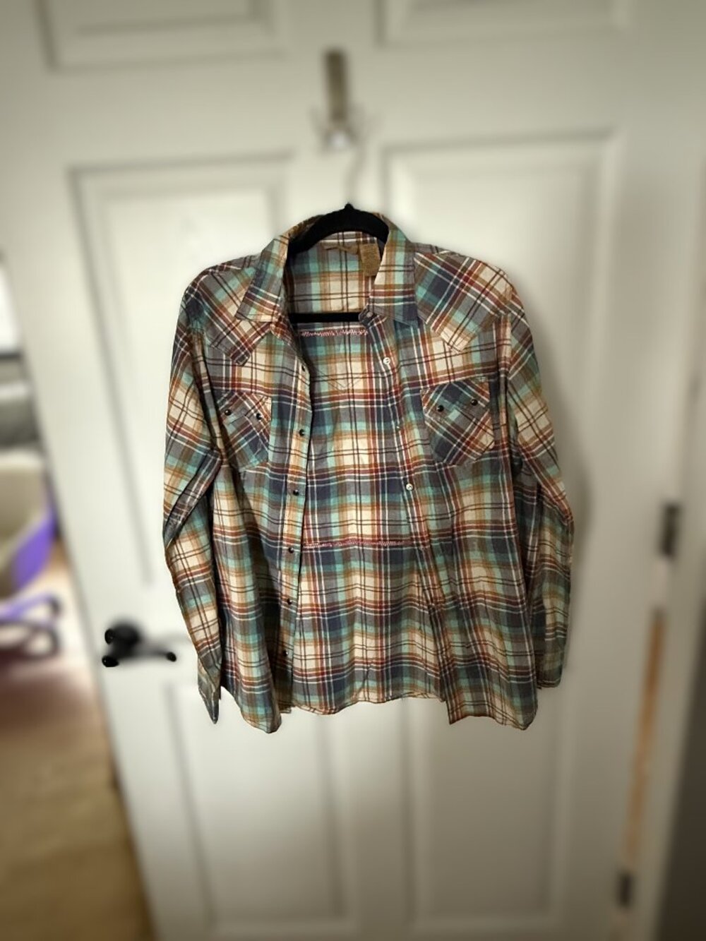 Wrangler Multi Color Button Down Plaid "Buck Yeah" Long Sleeve With Pockets